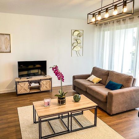 Appartamento T3 Moderne Avec Balcon Terrasse Et Parking Gratuit Niort Esterno foto