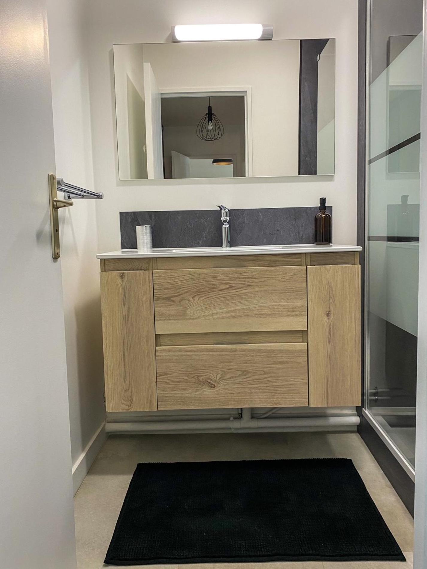 Appartamento T3 Moderne Avec Balcon Terrasse Et Parking Gratuit Niort Esterno foto